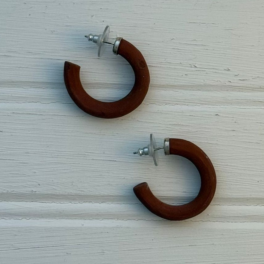 Porcelain Hoops Rust