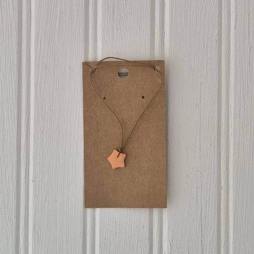 Small Orange Star String Necklace