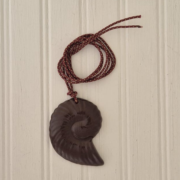 Brown Shell with Burgundy Paracord