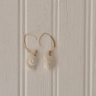 Shell Hook Earrings