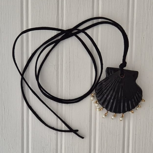 Black Shell with GLASS Pearls on Leather Cord